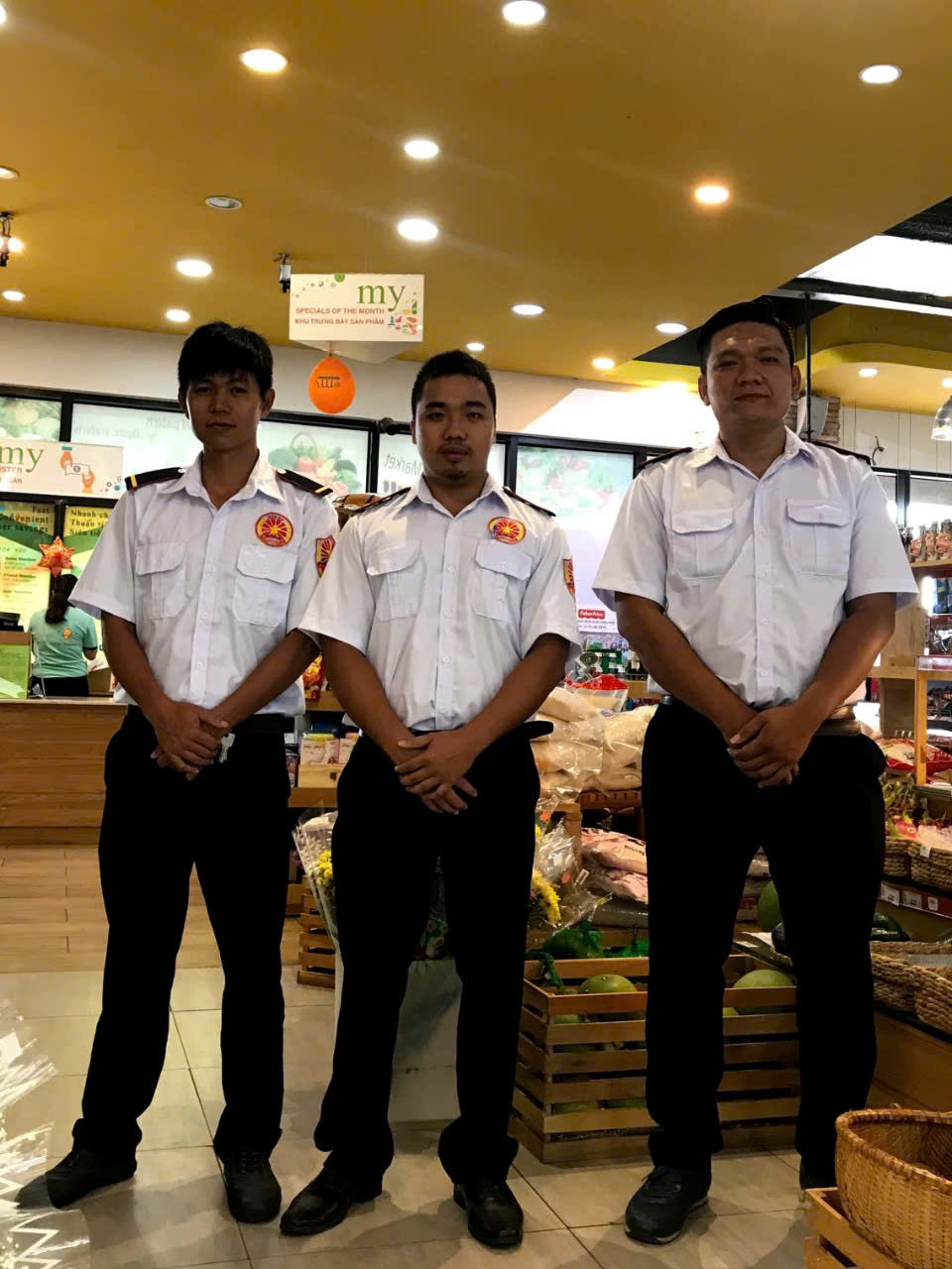 Bảo vệ trung tâm thương mại – siêu thị